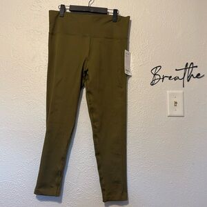NWOT Athleta Aurora Seamless Tight in Acacia Olive Size XL